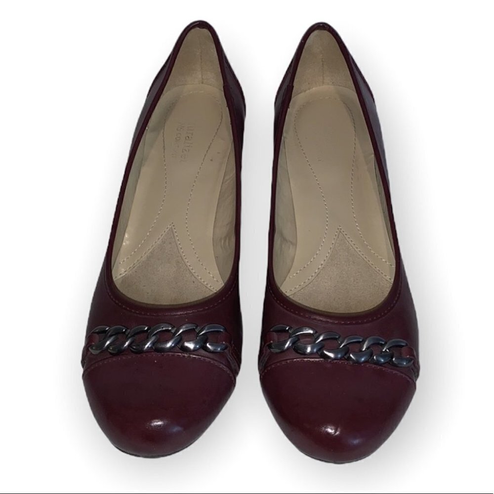 𝅺naturalizer N5 comfort US Susy brown slip on heels w/silver tone chain size 7M